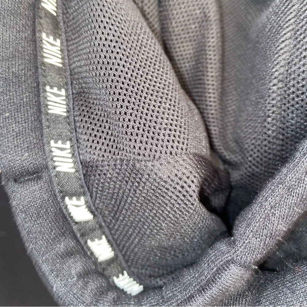 Nike Dri-Fit Hoodie Women’s SmallBlack with  White Spellout Down arm